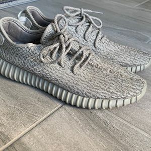 Mens Yeezy boost 350 “moonrock” size 12